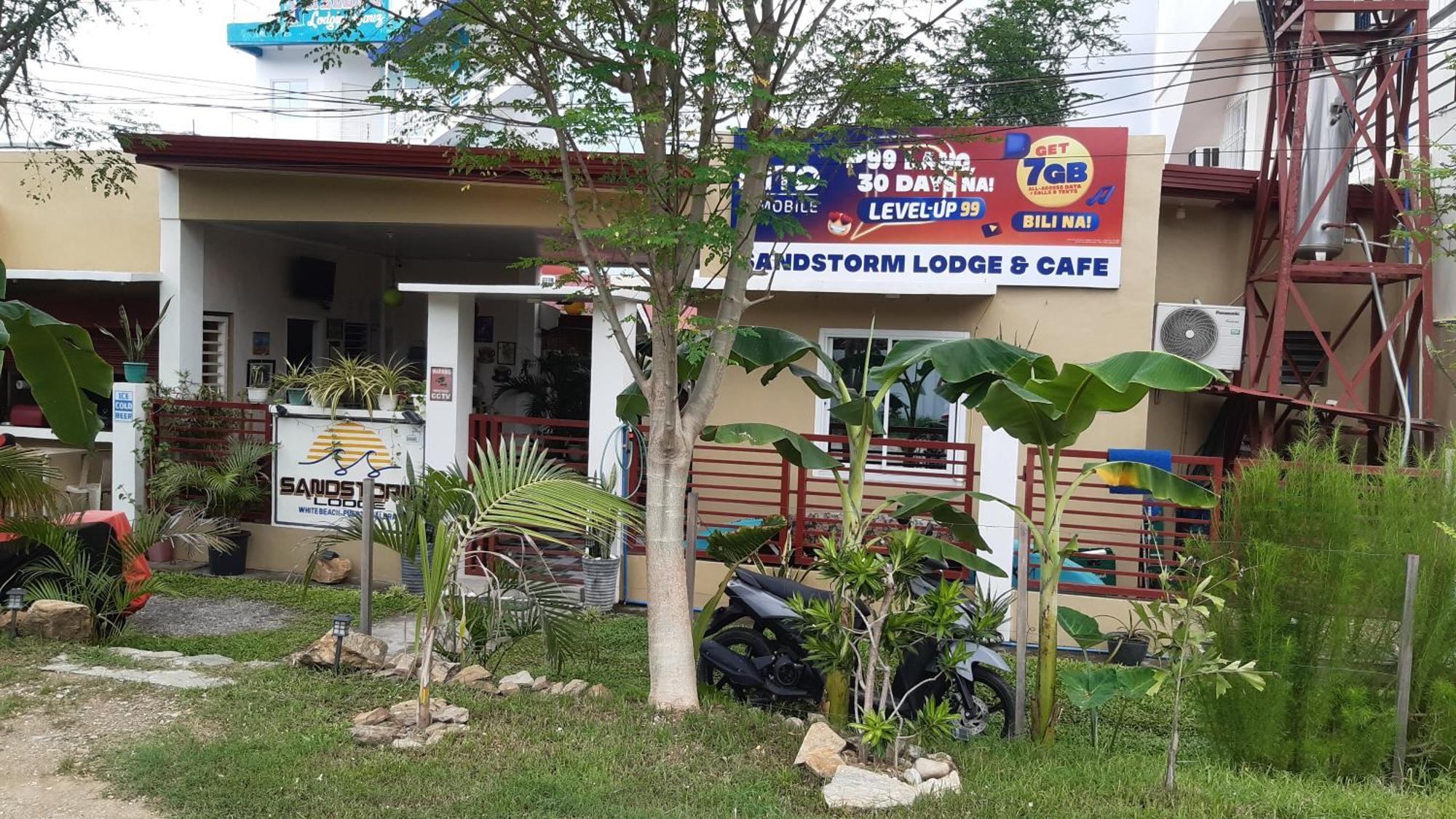 Sandstorm Lodge And Cafe Puerto Galera Extérieur photo